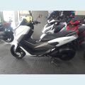 YAMAHA NMAX 160 ABS SCOOTER - BRANCO - 2019 Foto 5 (Miniatura)