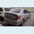 RENAULT LOGAN 1.6 EXPRESSION 8V FLEX 4P - PRATA - 2014 Foto 5 (Miniatura)
