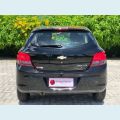 CHEVROLET ONIX 1.4 MPFI LTZ 8V FLEX 4P AUT. - PRETO - 2016 Foto 5 (Miniatura)