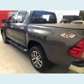 TOYOTA HILUX 2.8 SRX 4X4 CD 16V DIESEL 4P AUT. - CINZA - 2017 Foto 5 (Miniatura)