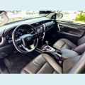 TOYOTA HILUX SW4 2.8 SRX 4X4 7 LUGARES 16V TURBO INTERCOOLER DIESEL 4P AUT. - PRETO - 2016 Foto 5 (Miniatura)