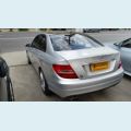 MERCEDES-BENZ C 180 1.6 CLASSIC KOMPRESSOR SPECIAL 4P AUT. - PRATA - 2012 Foto 6 (Miniatura)
