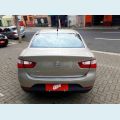 FIAT GRAND SIENA 1.4 MPI ATTRACTIVE 8V FLEX 4P - BEGE - 2013 Foto 6 (Miniatura)