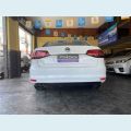 VOLKSWAGEN JETTA 2.0 TRENDLINE FLEX 4P TIPTRONIC - BRANCO - 2016 Foto 6 (Miniatura)
