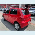 VOLKSWAGEN FOX 1.0 MI 8V FLEX 4P - VERMELHO - 2012 Foto 6 (Miniatura)