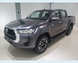 Veículo: HILUX 2.8 D-4D (Listagem)
