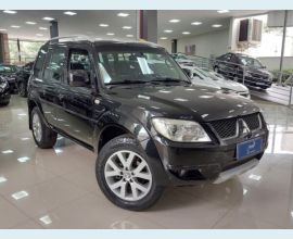 Veículo: PAJERO TR4 2.0 4X2 (Listagem)