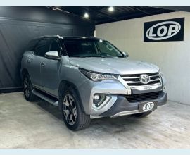 Veículo: HILUX SW4 2.8 SRX (Listagem)