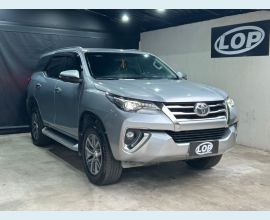 Veículo: HILUX SW4 2.8 SRX (Listagem)