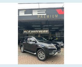 Veículo: HILUX SW4 (Listagem)