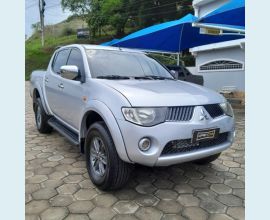 Veículo: L200 3.2 HPE 4X4 CD (Listagem)
