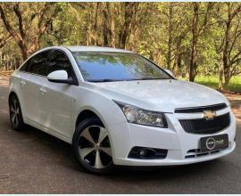 Veículo: CRUZE 1.8 LT 16V (Listagem)