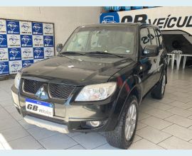 Veículo: PAJERO TR4 2.0 FLEX (Listagem)
