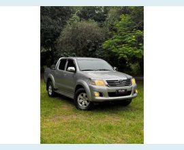 Veículo: HILUX FLEX AUT. 4P (Listagem)