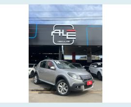 Veículo: RENAULT SANDERO (Listagem)