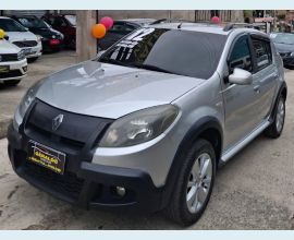 Veículo: RENAULT SANDERO (Listagem)