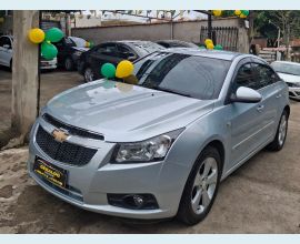 Veículo: CRUZE LT 1.8 16V (Listagem)