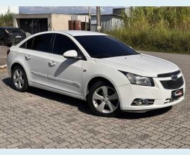 Veículo: CRUZE LT 1.8 16V (Listagem)