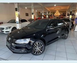 Veículo: JETTA 2.0 T MANUAL (Listagem)