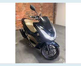 Veículo: PCX 160 DLX ABS (Listagem)