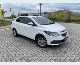 Veículo: PRISMA LTZ 1.4 FLEX (Listagem)