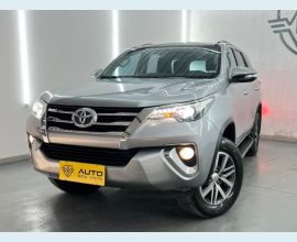 Veículo: HILUX SW4 (Listagem)