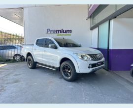Veículo: L200 TRITON (Listagem)