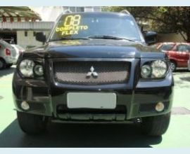 Veículo: PAJERO TR4 2.0 4X4 (Listagem)