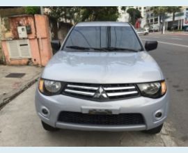 Veículo: L200 TRITON 3.2 GLS (Listagem)