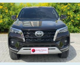 Veículo: HILUX SW4 2.8 D-4D (Listagem)