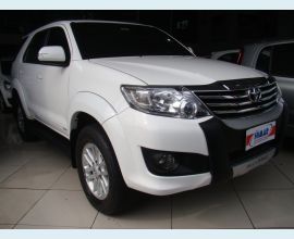 Veículo: HILUX SW4 2.7 SR (Listagem)