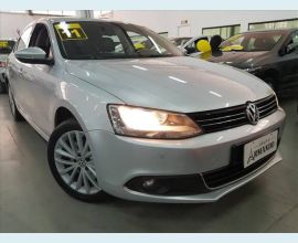 Veículo: JETTA 2.0 TSI (Listagem)