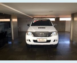 Veículo: HILUX 3.0 SRV 4X4 (Listagem)