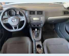 Veículo: JETTA 2.0 TRENDLINE (Listagem)