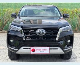 Veículo: HILUX SW4 2.8 D-4D (Listagem)