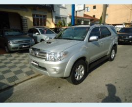 Veículo: HILUX SW4 SR 4X2 (Listagem)