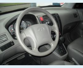 Veículo: TUCSON GL 2.0 AUT. (Listagem)