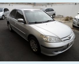 Veículo: CIVIC 1.7 LX 16V 4P (Listagem)
