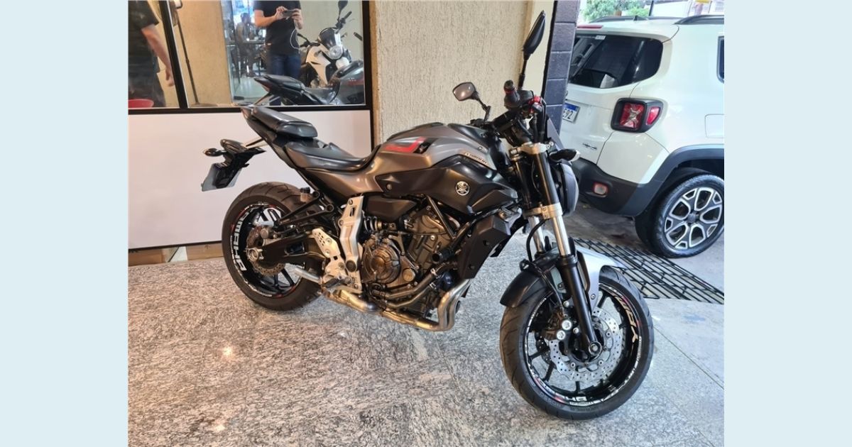 YAMAHA MT-07
