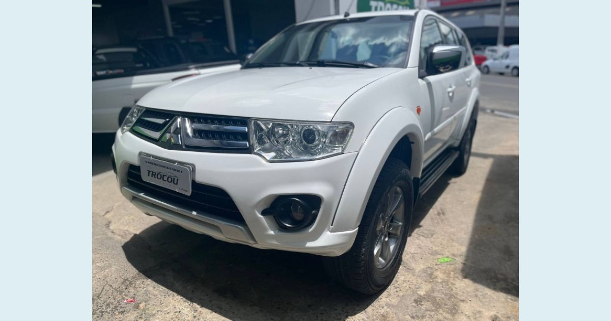 MITSUBISHI PAJERO DAKAR