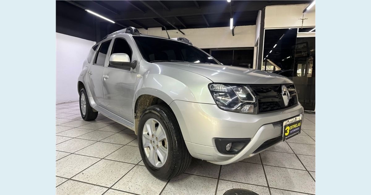 RENAULT DUSTER
