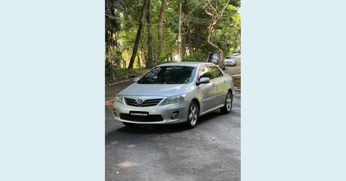 TOYOTA COROLLA