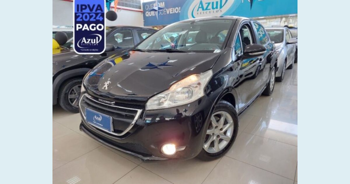 PEUGEOT 208