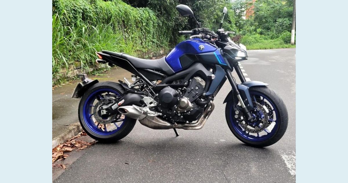 YAMAHA MT-09