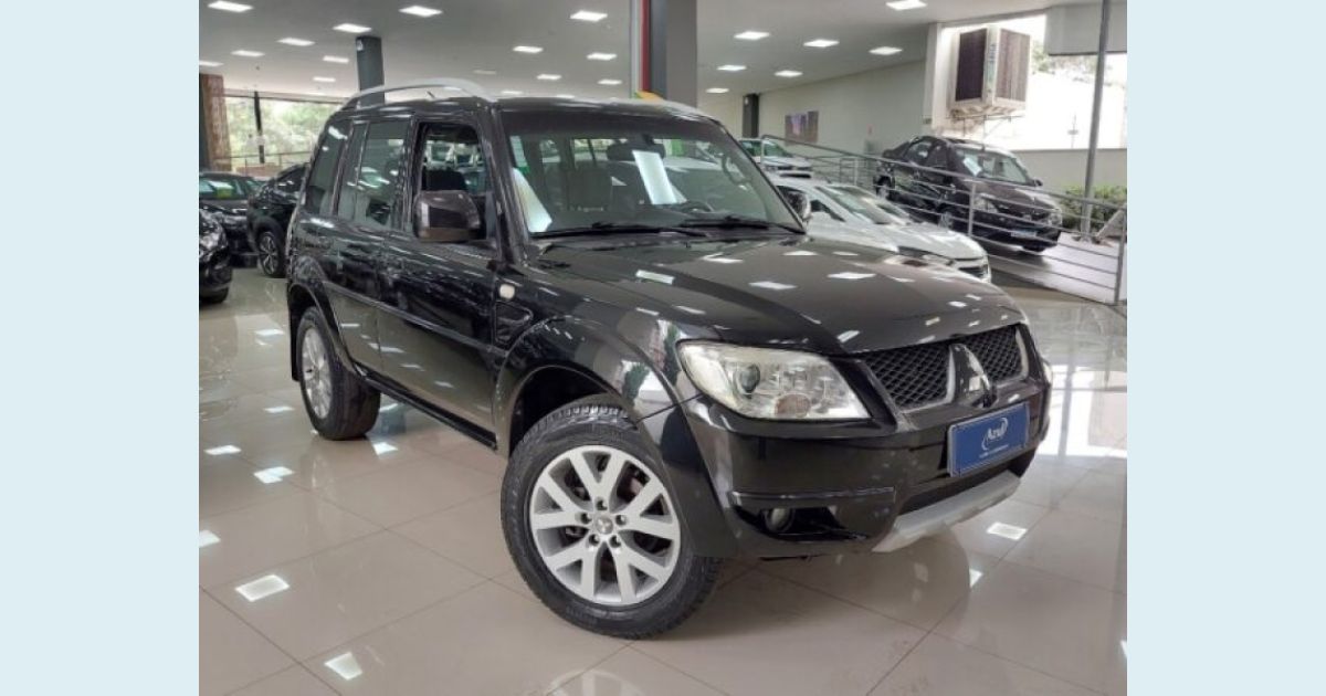MITSUBISHI PAJERO TR4