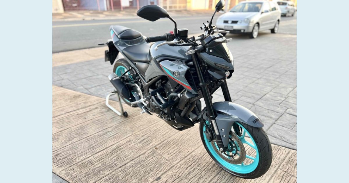 YAMAHA MT-03