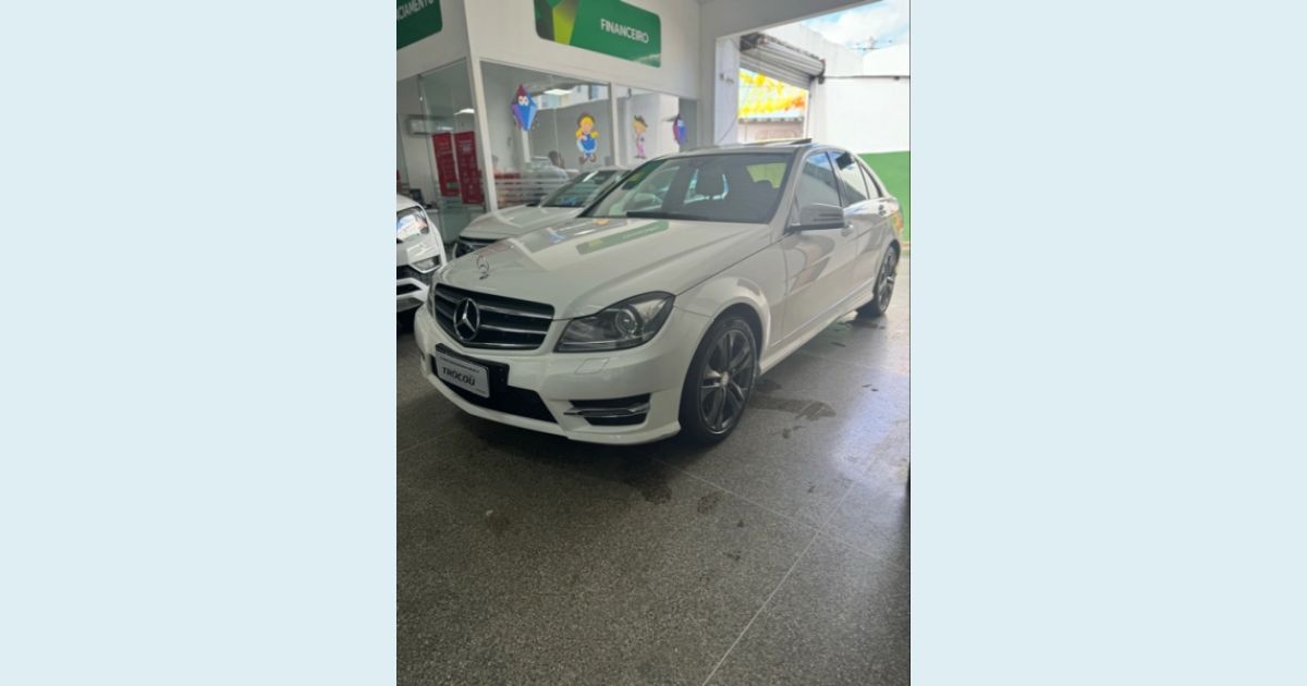 MERCEDES-BENZ C 200