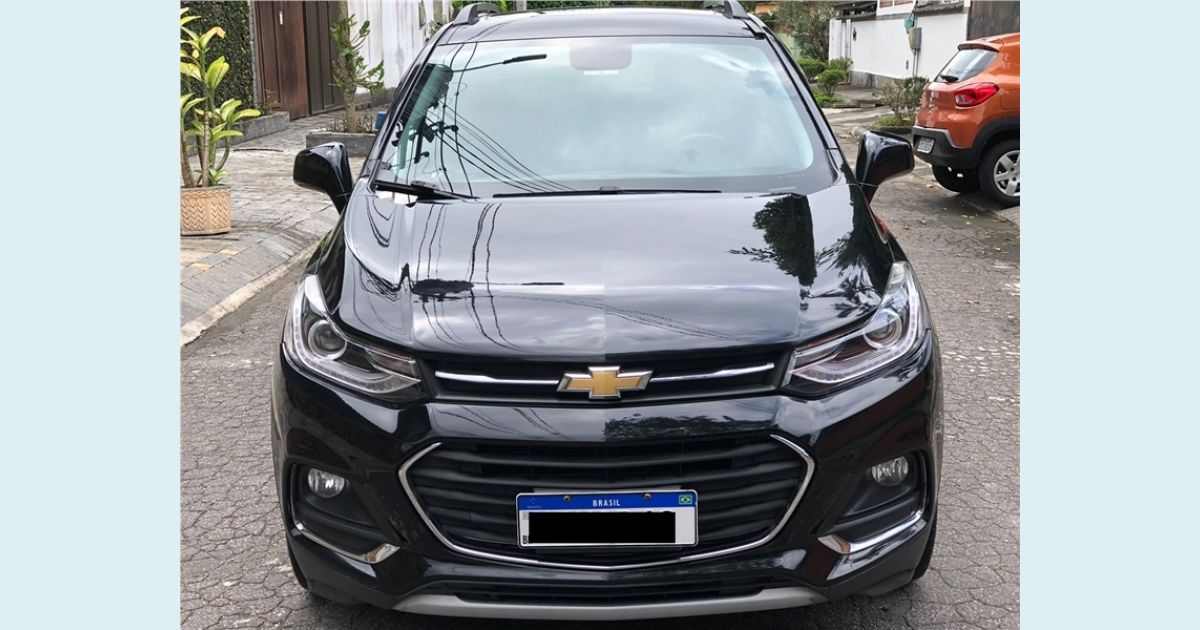 CHEVROLET TRACKER