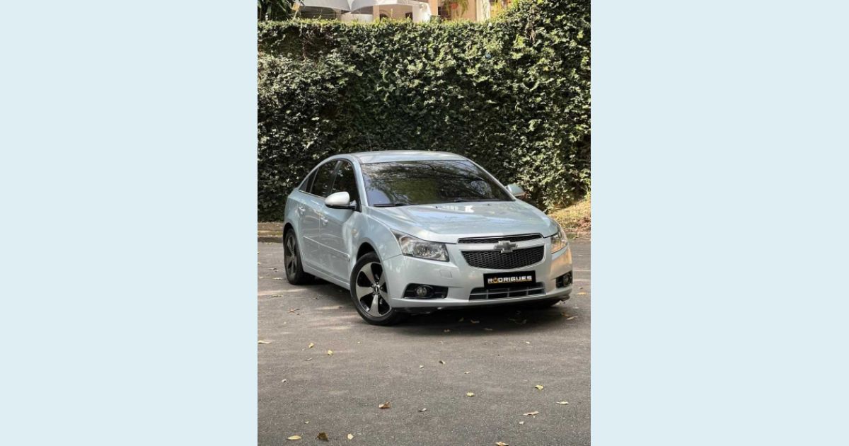 CHEVROLET CRUZE