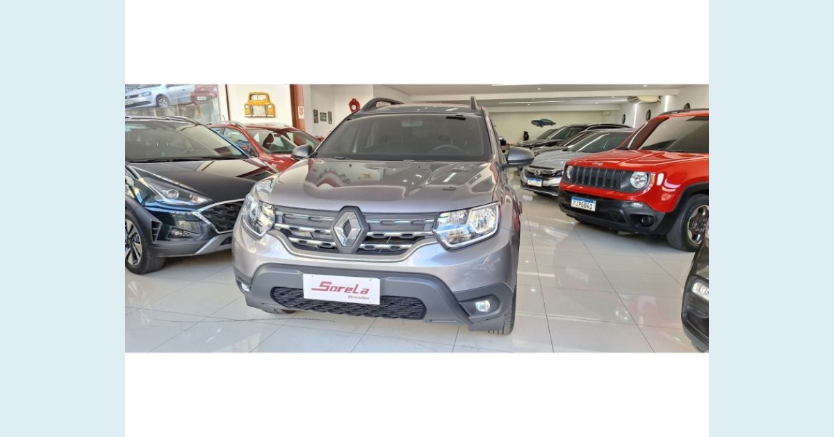 RENAULT DUSTER